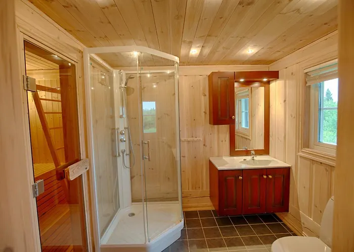 Semesterbostad Peaceful Close To Center&nature *